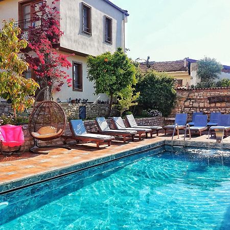 Sezgin Boutique Hotel Кушадаси Екстер'єр фото
