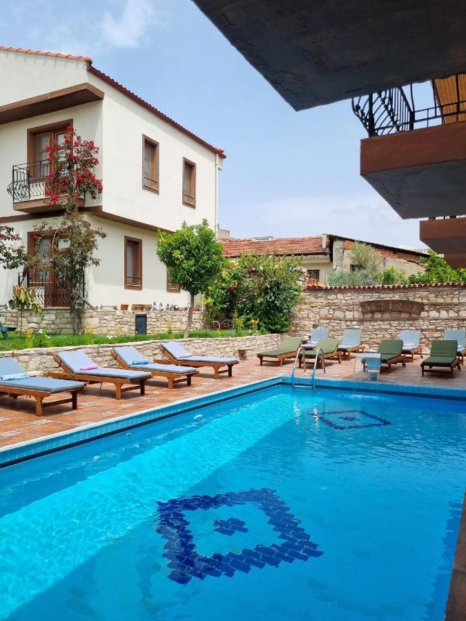 Sezgin Boutique Hotel Кушадаси Екстер'єр фото