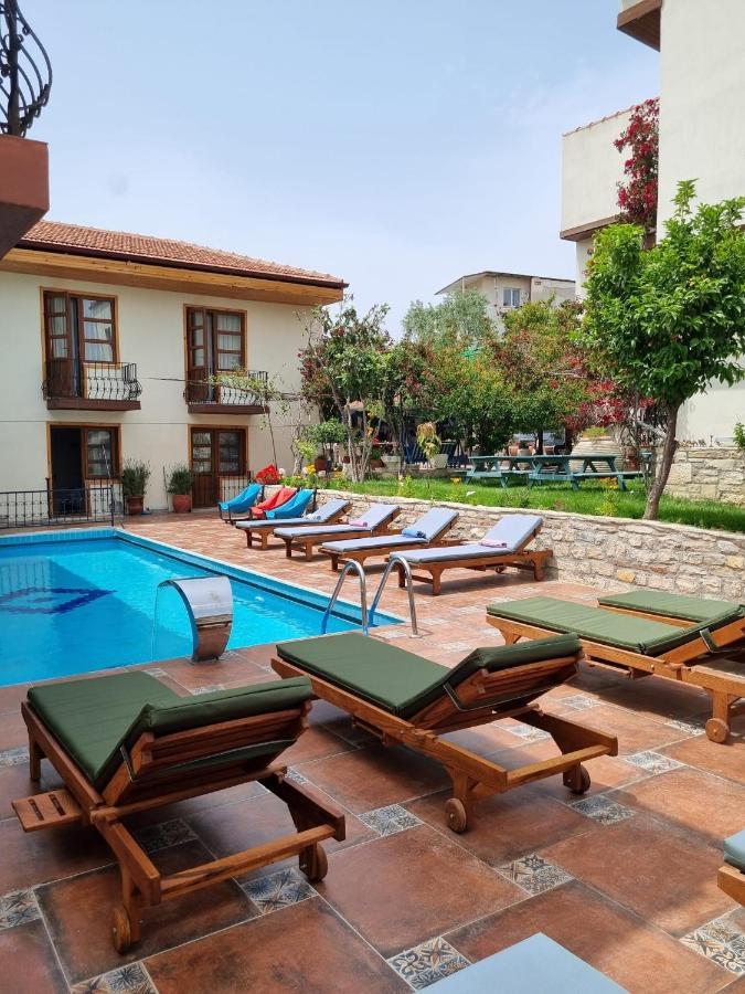 Sezgin Boutique Hotel Кушадаси Екстер'єр фото